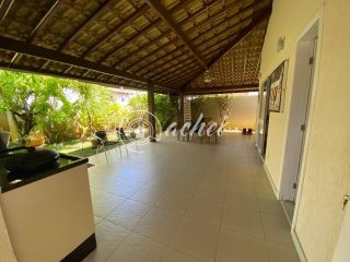 Casa à venda em condomínio clube – Priscila Dutra