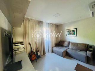 Casa moderna 4/4, finamente decorada, energia solar, Condomínio com infraestrutura completa.