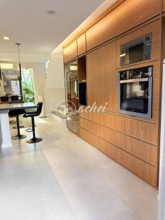 Casa de Condomínio  4/4 e  2 suítes  Busca Vida (Abrantes)