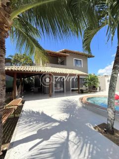 Casa de Condomínio  4/4 e  2 suítes  Busca Vida (Abrantes)