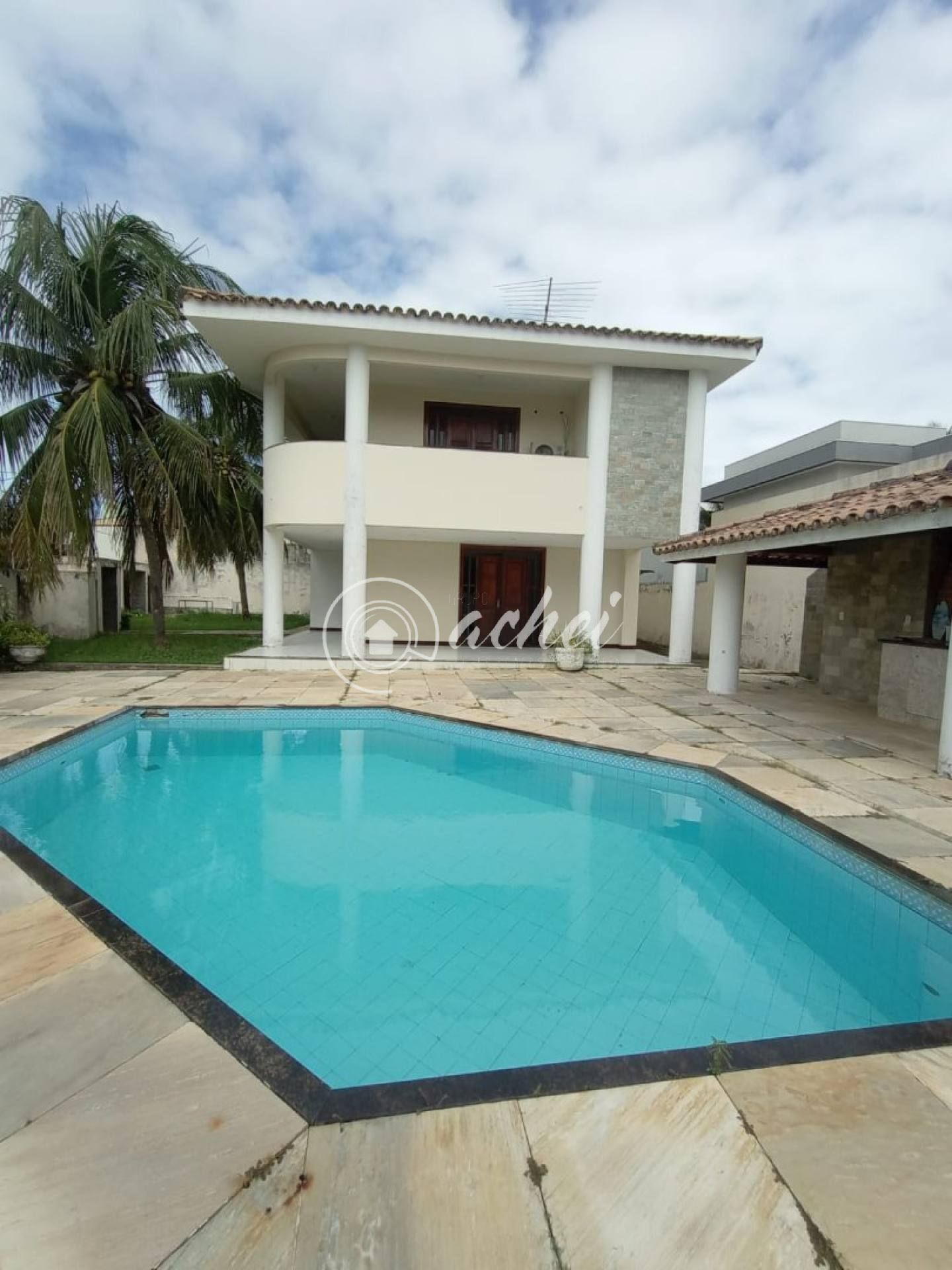 Exclusividade em Alameda Fechada: Casa com 3 Suítes e Lazer Privativo em Vilas do Atlântico