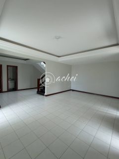 Exclusividade em Alameda Fechada: Casa com 3 Suítes e Lazer Privativo em Vilas do Atlântico