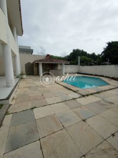 Exclusividade em Alameda Fechada: Casa com 3 Suítes e Lazer Privativo em Vilas do Atlântico