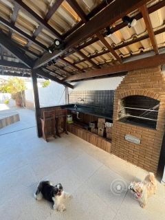 Casa 3/4 em Condomínio Fechado em Vilas do Atlântico – Elegância e Qualidade de Vida