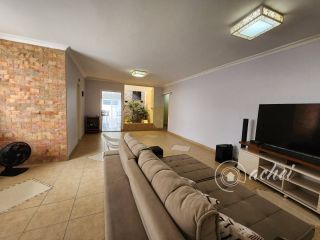 Casa Térrea em Vilas do Atlântico: 3 Suítes, Piscina e Área gourmet