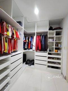 Casa Térrea em Vilas do Atlântico: 3 Suítes, Piscina e Área gourmet