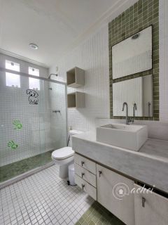 Casa Térrea em Vilas do Atlântico: 3 Suítes, Piscina e Área gourmet