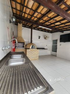 Casa Térrea em Vilas do Atlântico: 3 Suítes, Piscina e Área gourmet