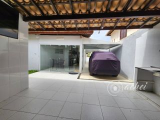 Casa Térrea em Vilas do Atlântico: 3 Suítes, Piscina e Área gourmet