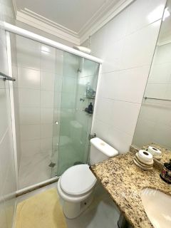 Casa 4/4 em Condomínio Fechado à Venda em Buraquinho