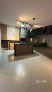 Casa Alto Padrão 4 Suítes no Horto Ville | Piscina + Energia Solar