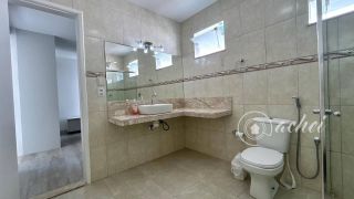 Residência de Alto Padrão com 3 Suítes, Piscina e Área Gourmet
