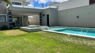 Residência de Alto Padrão com 3 Suítes, Piscina e Área Gourmet