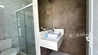 Residência de Alto Padrão com 3 Suítes, Piscina e Área Gourmet
