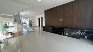Residência de Alto Padrão com 3 Suítes, Piscina e Área Gourmet