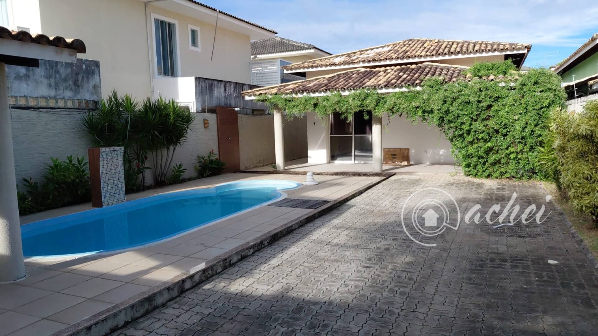 Casa Térrea com Piscina à Venda no Miragem