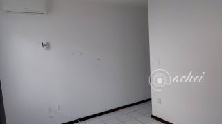 Casa Térrea com Piscina à Venda no Miragem