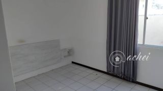 Casa Térrea com Piscina à Venda no Miragem