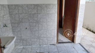 Casa Térrea com Piscina à Venda no Miragem
