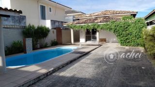 Casa Térrea com Piscina à Venda no Miragem