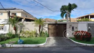 Casa Térrea com Piscina à Venda no Miragem
