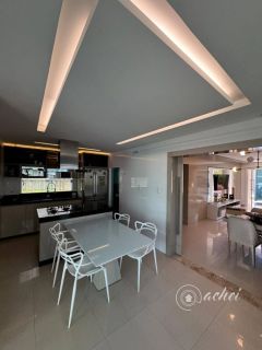 Casa 4/4 porteira fechada e com energia solar.
