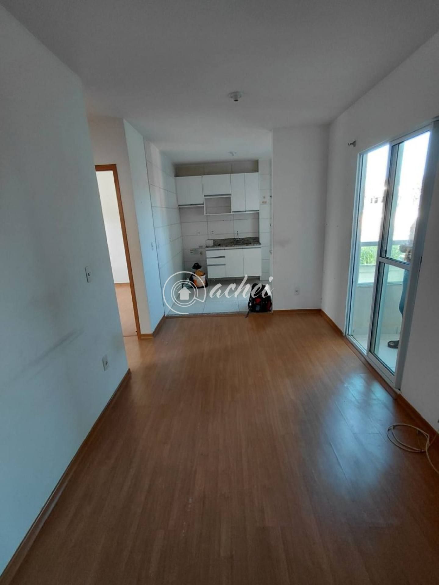 Apartamento à venda 2/4 nascente total