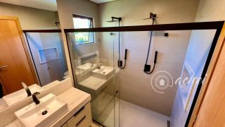 ALTO PADRÃO NA PRAIA DO FORTE – CASA 5 SUÍTES
