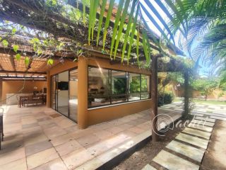 CASA DUPLEX COM 4 SUÍTES, ENERGIA SOLAR E ÁREA GOURMET