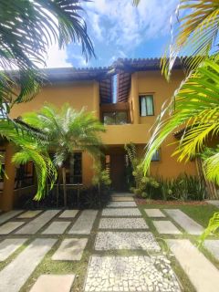 CASA DUPLEX COM 4 SUÍTES, ENERGIA SOLAR E ÁREA GOURMET