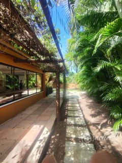 CASA DUPLEX COM 4 SUÍTES, ENERGIA SOLAR E ÁREA GOURMET