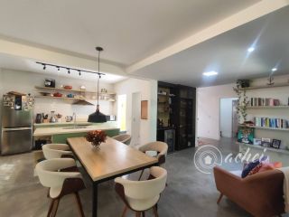 CASA DUPLEX COM 4 SUÍTES, ENERGIA SOLAR E ÁREA GOURMET