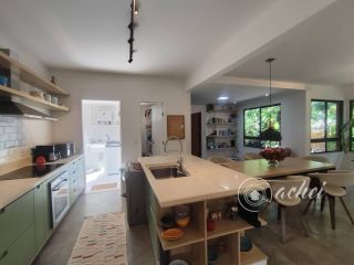CASA DUPLEX COM 4 SUÍTES, ENERGIA SOLAR E ÁREA GOURMET
