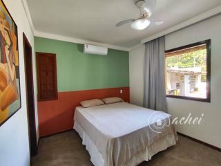 Casa Duplex em Buraquinho 3 suítes, póxima à Praia