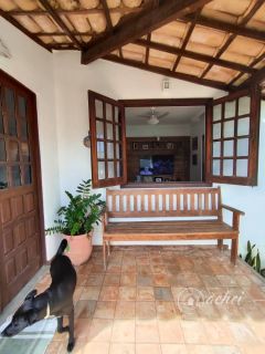 Casa Duplex em Buraquinho 3 suítes, póxima à Praia