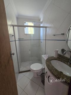 Casa Solta com 4 quartos mais 1 dependência completa no Miragem, Quintal Amplo e Sistema Solar