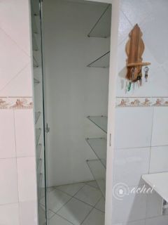 Casa Solta com 4 quartos mais 1 dependência completa no Miragem, Quintal Amplo e Sistema Solar