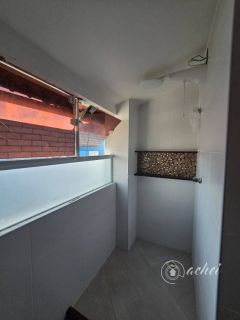 Casa Solta com 4 quartos mais 1 dependência completa no Miragem, Quintal Amplo e Sistema Solar