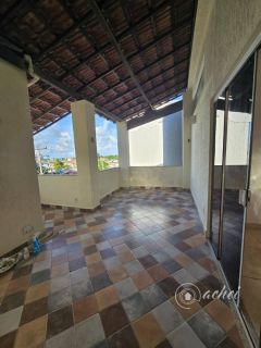 Casa Solta com 4 quartos mais 1 dependência completa no Miragem, Quintal Amplo e Sistema Solar