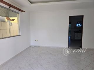 Casa Solta com 4 quartos mais 1 dependência completa no Miragem, Quintal Amplo e Sistema Solar