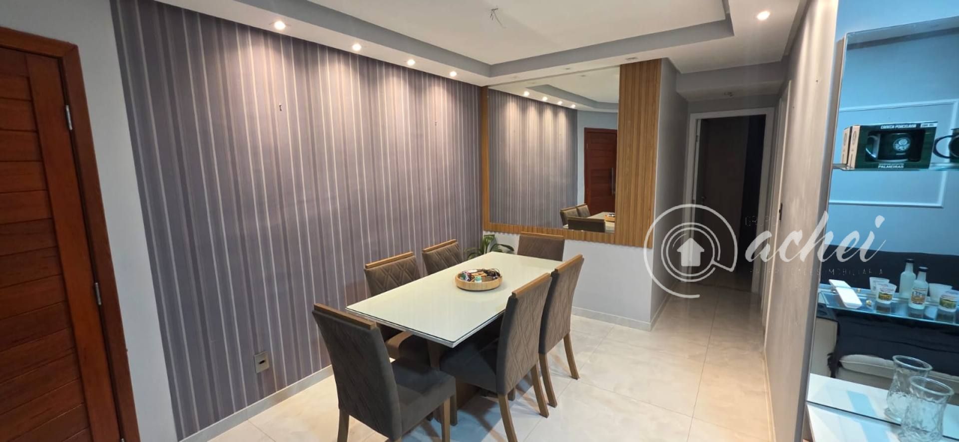 Apartamento 2/4 com suíte em Lauro de Freitas