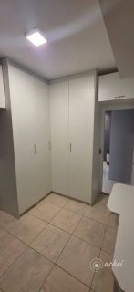 Apartamento 2/4 com suíte em Lauro de Freitas