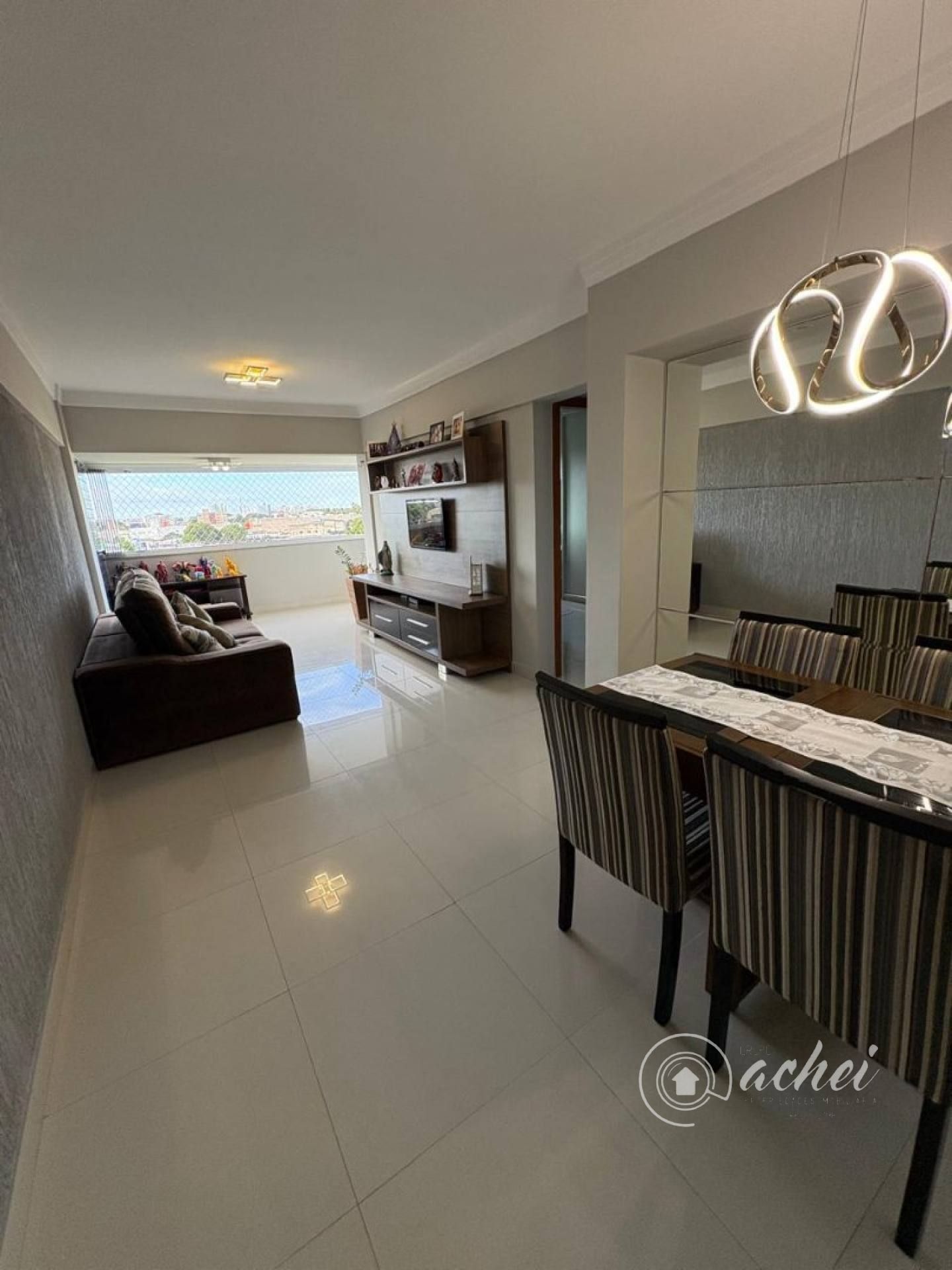 Apartamento Nascente 3/4 com Suíte e 4 Vagas de Garagem
