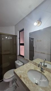 Casa em condomínio na estrada do Coco