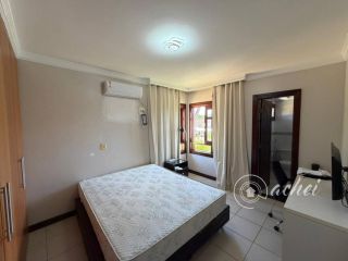 Casa ampla com 4 suítes, piscina e 700 m² de terreno em Vilas do Atlântico