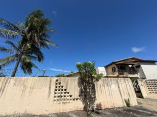 Casa ampla com 4 suítes, piscina e 700 m² de terreno em Vilas do Atlântico