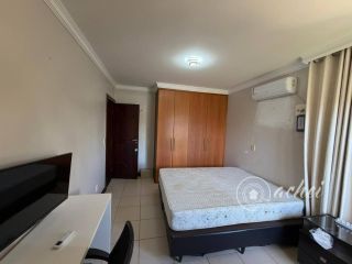 Casa para locação com 4 suítes, piscina e 700 m² em Vilas do Atlântico