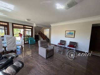 Casa para locação com 4 suítes, piscina e 700 m² em Vilas do Atlântico