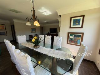 Casa para locação com 4 suítes, piscina e 700 m² em Vilas do Atlântico