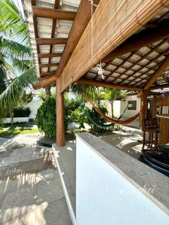 Casa Duplex à Venda em Vilas do Atlântico | 4 Suítes | Condomínio Fechado | Energia Solar